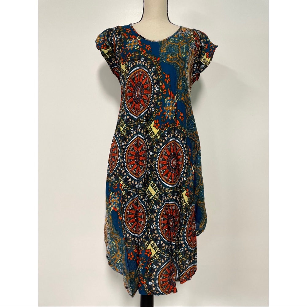 Shortsleeved Dress - Picture 2 of 3